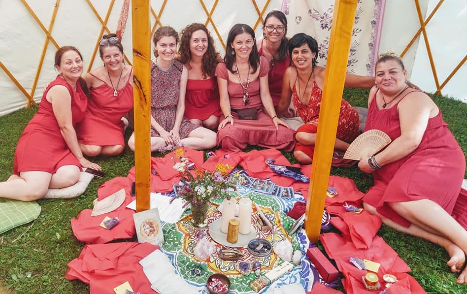 Cerc de Femei în Natură – Vindecarea Liniei Feminine