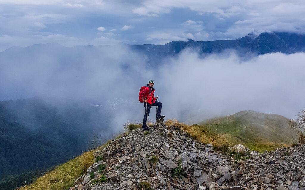 Retreat de hiking conștient și baie de pădure în Munții Baiului
