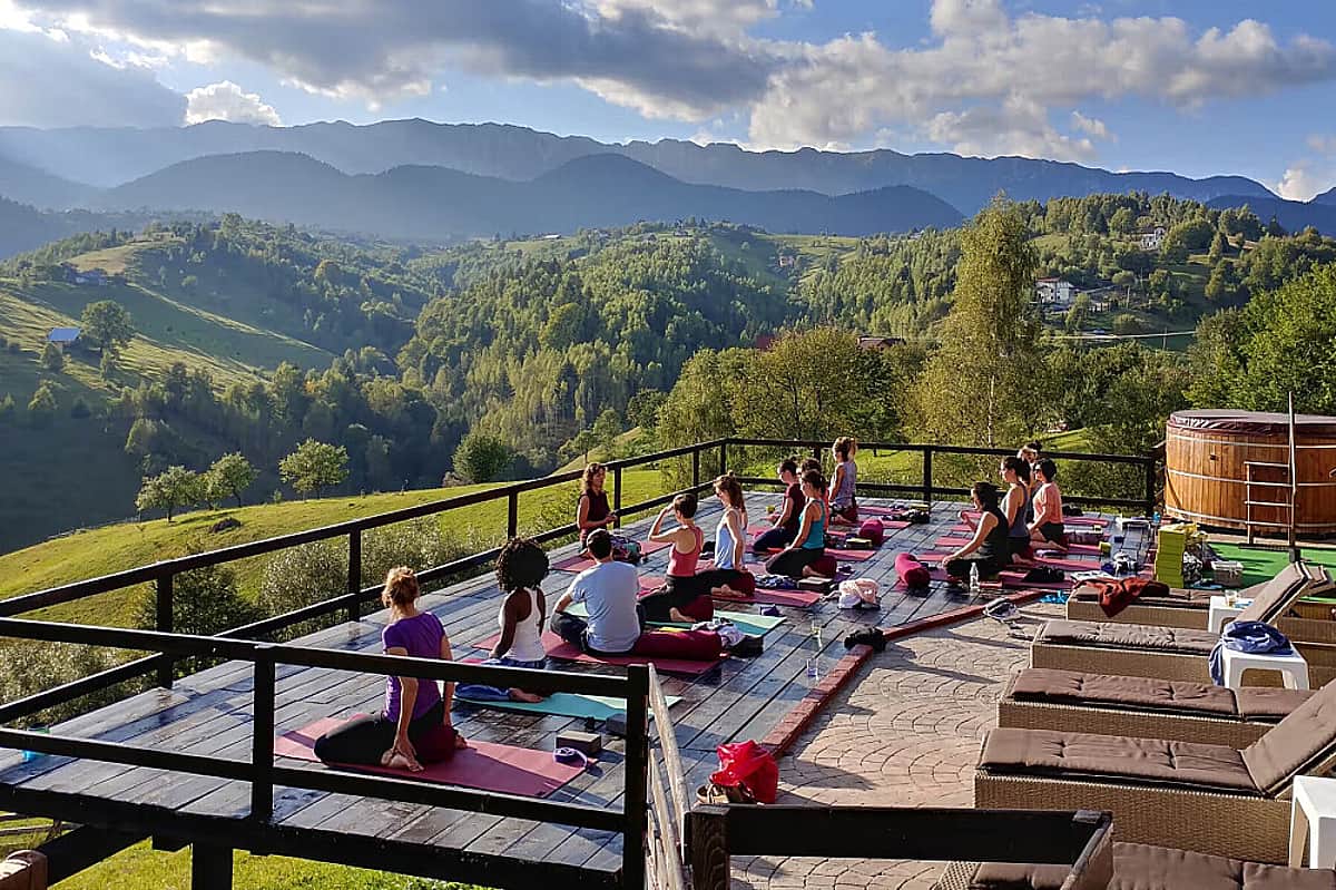 Retreat de Sound Healing și Meditație la Sat în Transilvania
