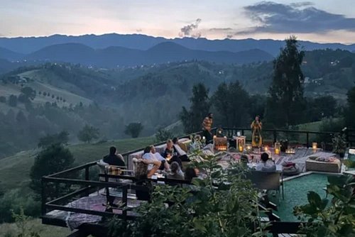 Retreat Yoga și Meditație în Piatra Craiului – Akasha Transilvania 2026