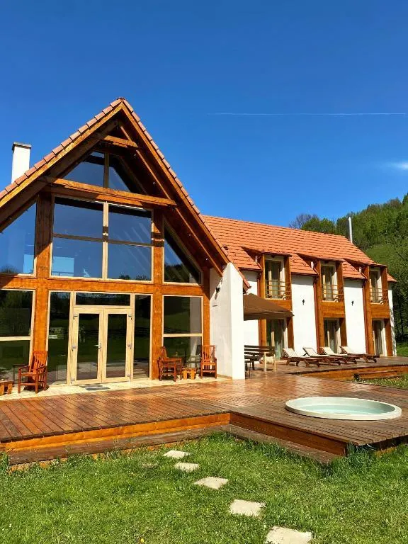 Weekend de reconectare cu tine și natura – Digital Detox la Cabana Fain, Apuseni 2026